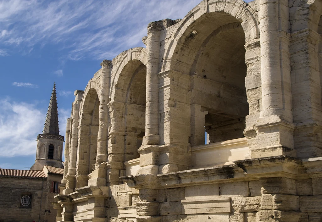 Arles
