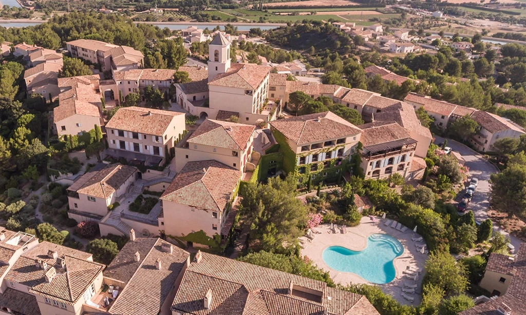 Domaine de Pont Royal vu du ciel