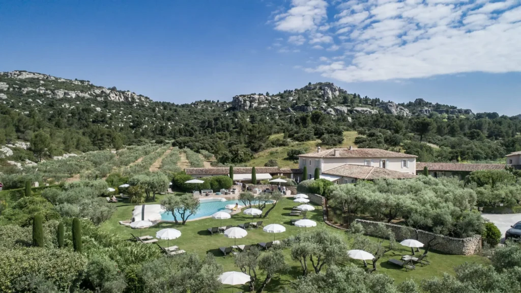 Paysage de l'hôtel le mas de l'oulivié aux Baux de Provence