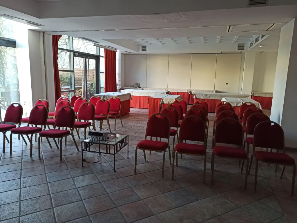 salle de réunion de l'Avignon Grand Hotel